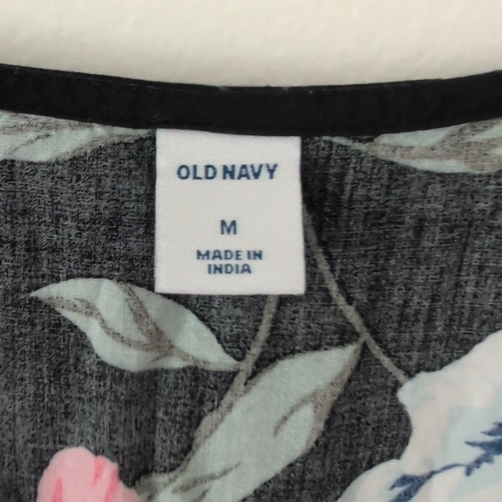 Old Navy Black Dress Pink & Blue Floral Flutter Short Sleeve Pull On Sz M - Picture 3 of 7
